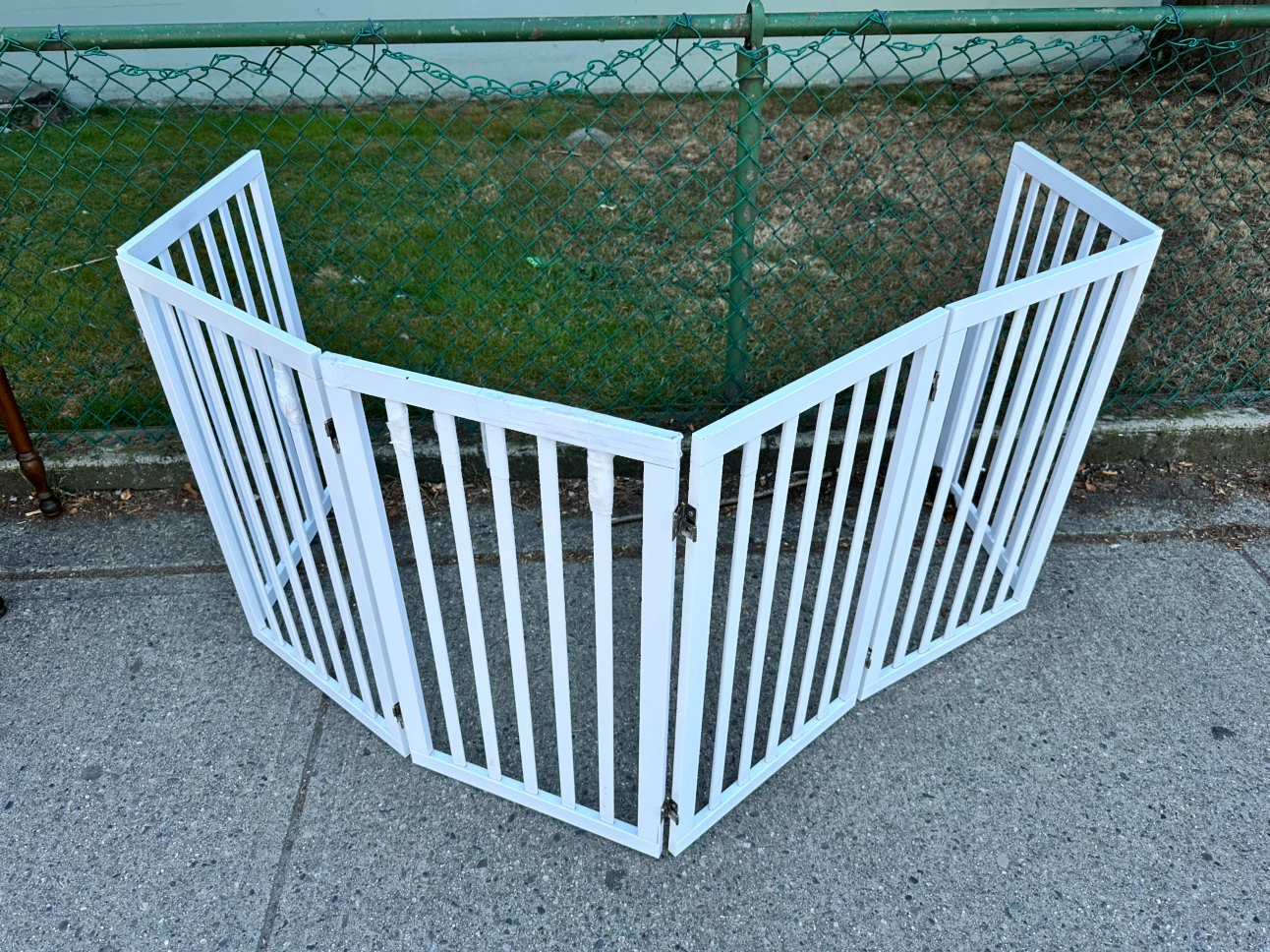 White Wooden Pet Gate / Room Divider - photo 2