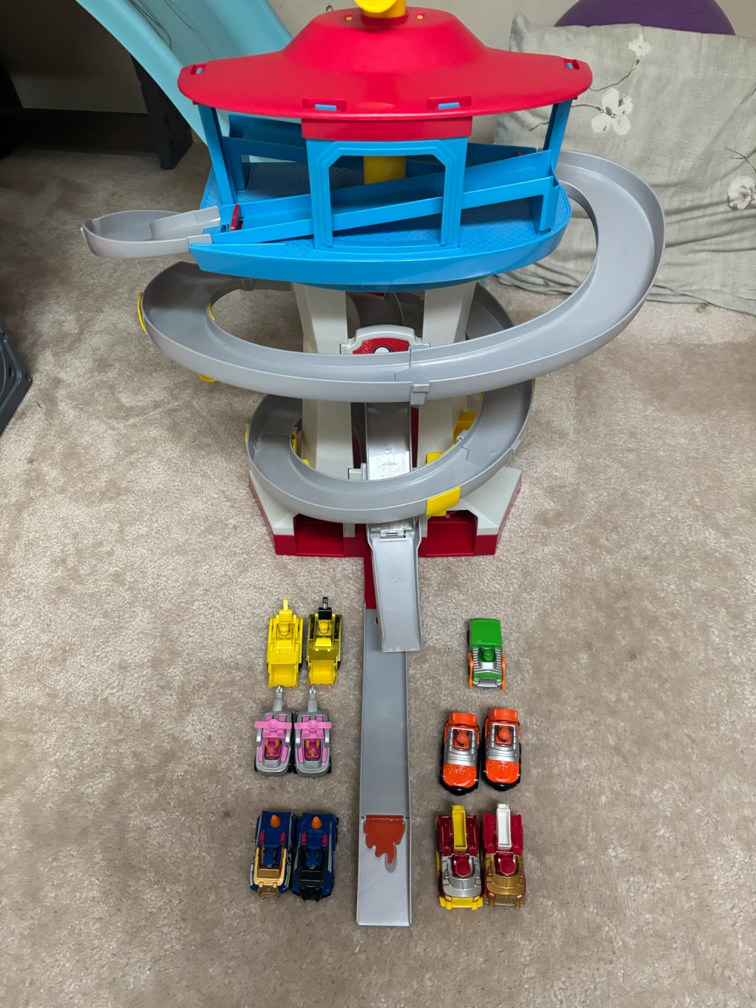 Paw Patrol Tower with Vehicles