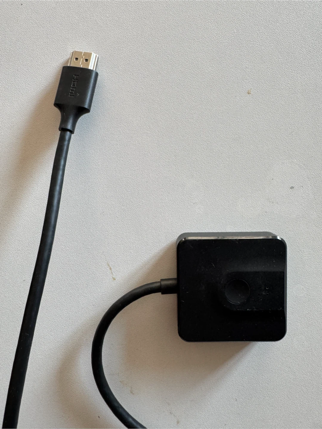 HDMI Splitter Switch Adapter - photo 2