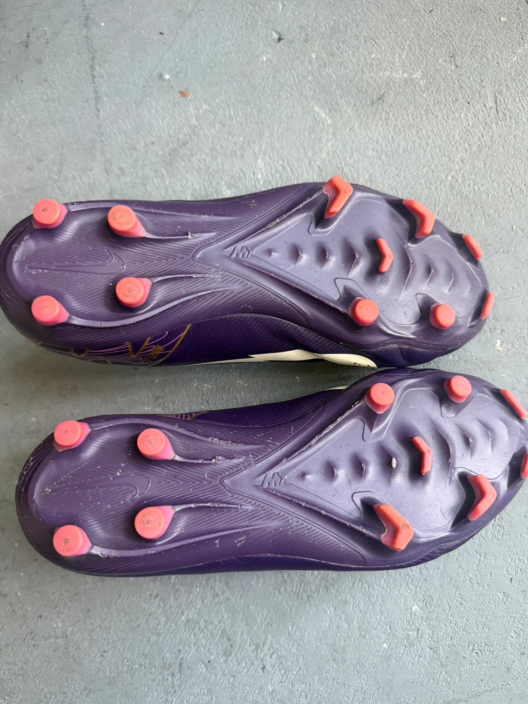 Youth Nike Outdoor and Indooor Cleats - photo 5