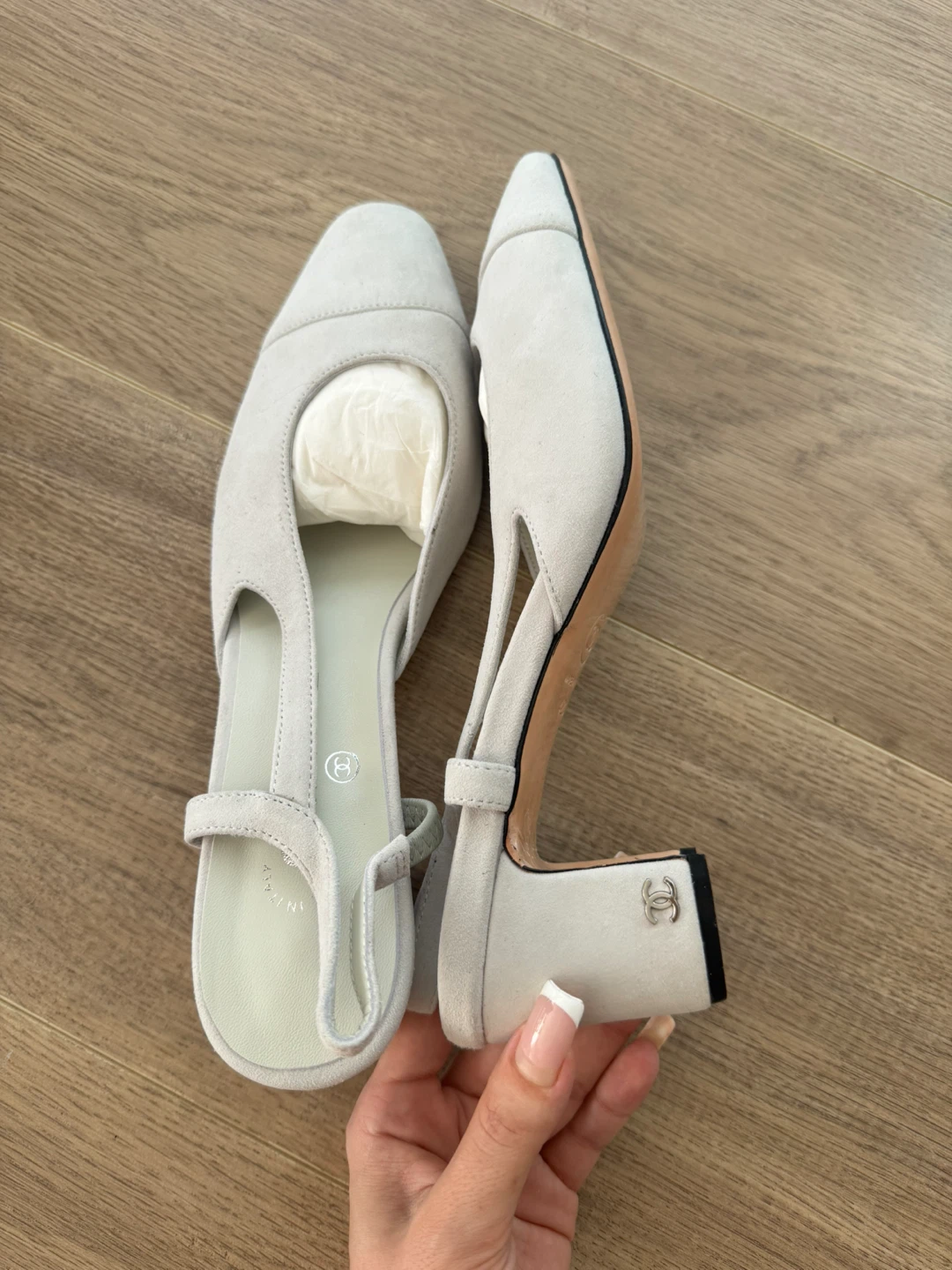 Brand New Suede Slingback Pumps – Size EU 40/41 - photo 2