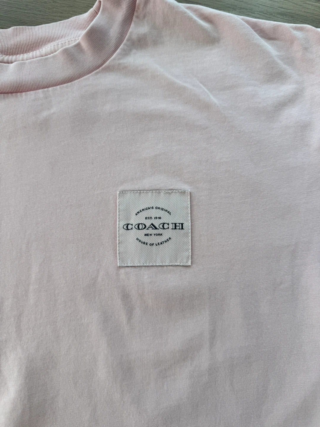 Original Coach Light Pink Cropped T-Shirt - photo 2