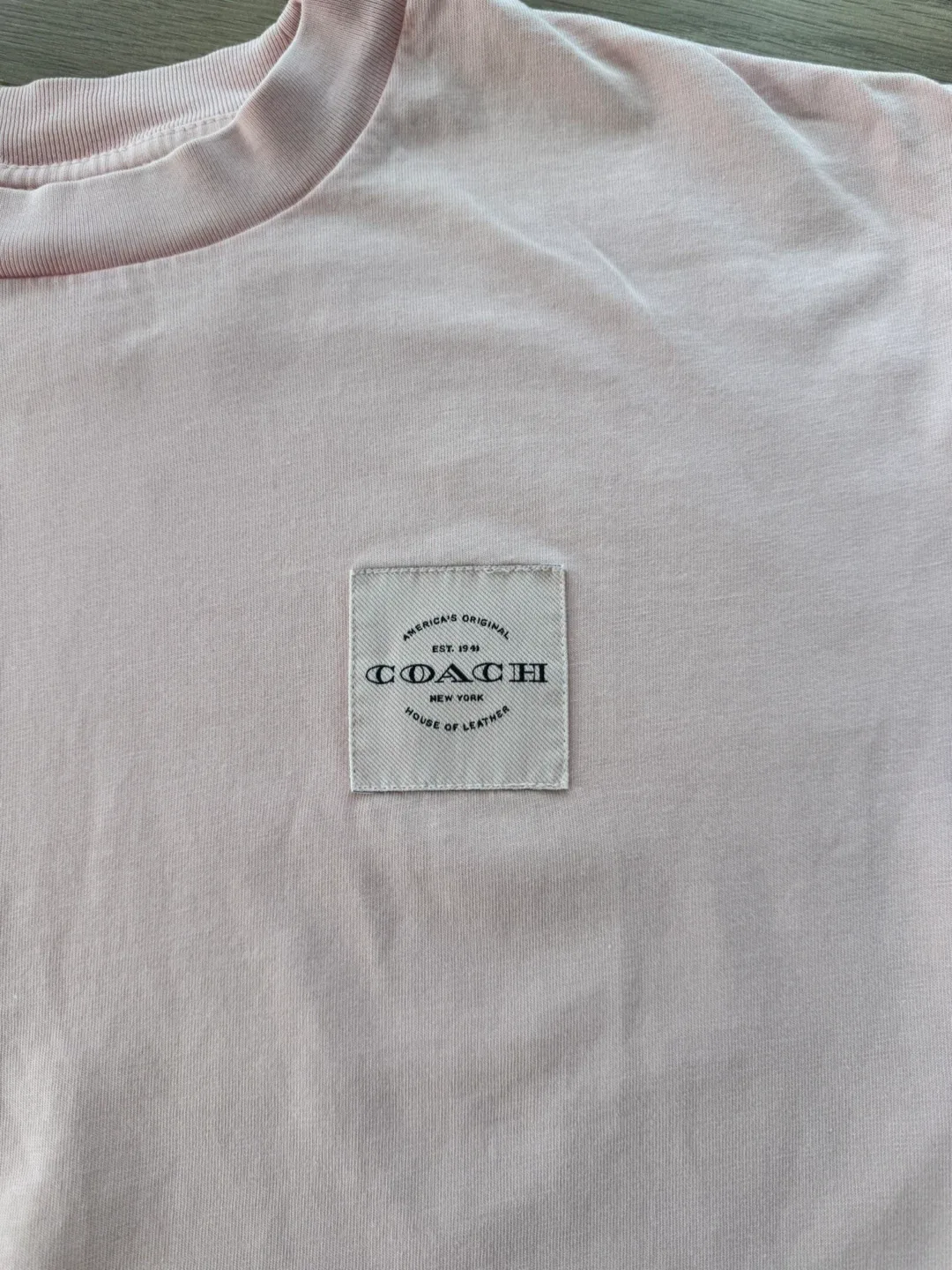 Original Coach Light Pink Cropped T-Shirt - photo 2
