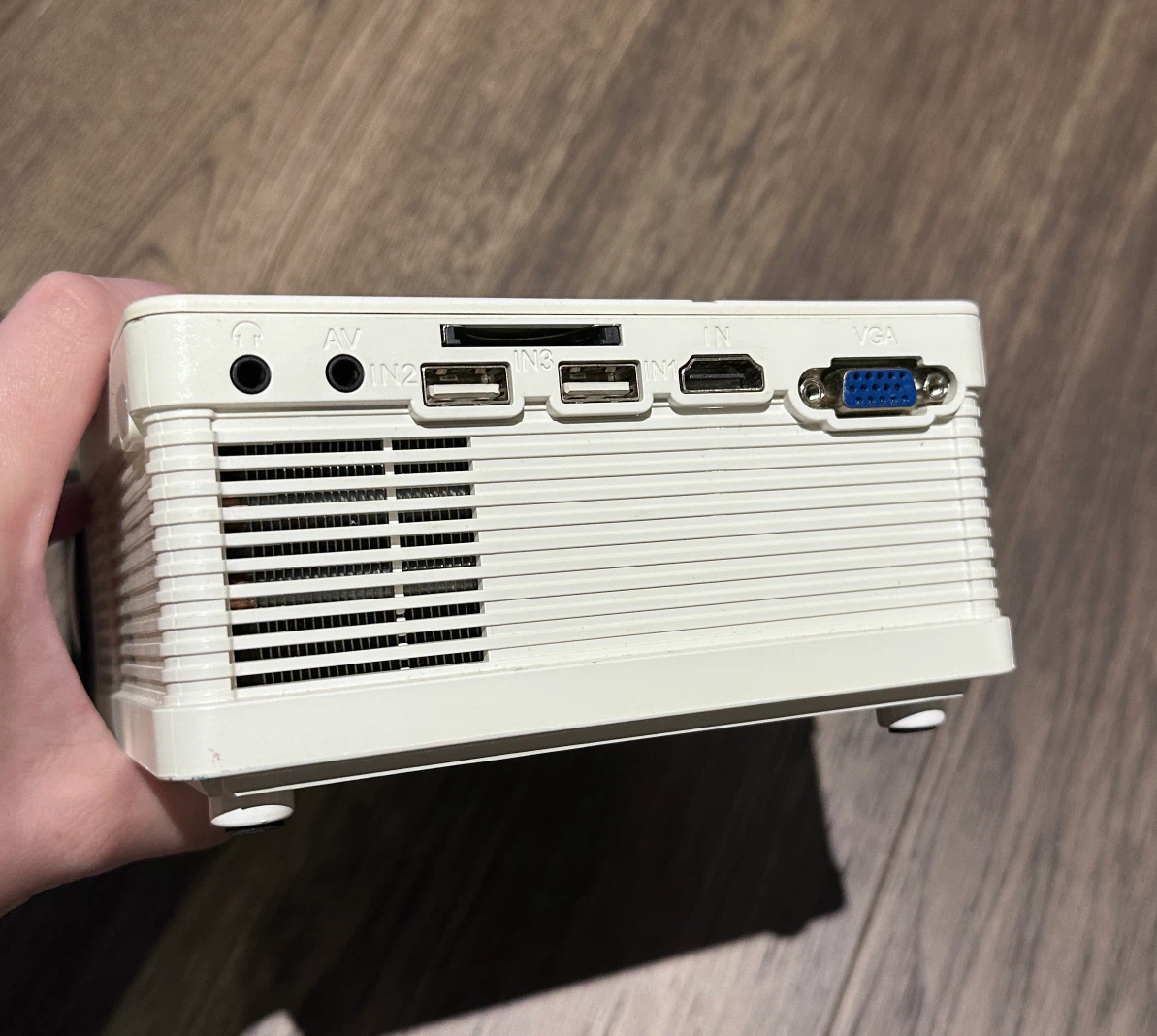 Mini projector - photo 4