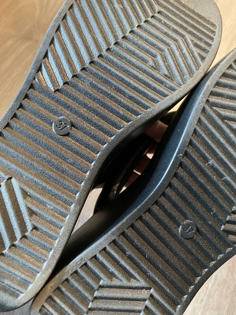 RAID platform flipflops - photo 3