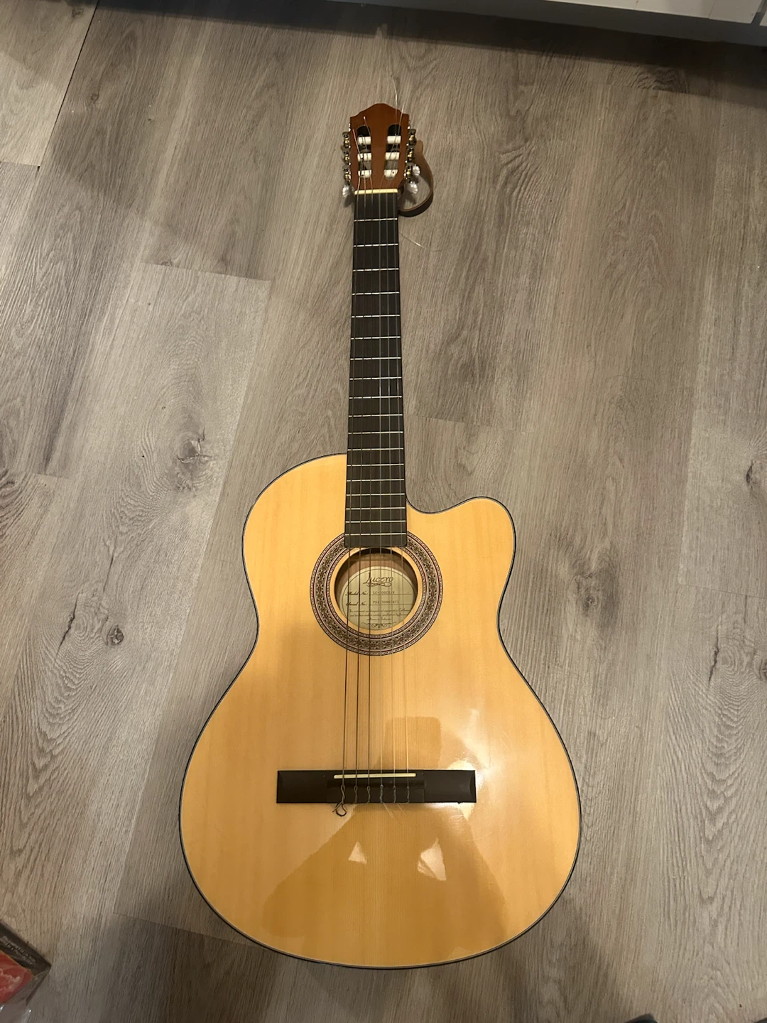 Lucero LC-100CE/N Classical Acoustic-Electric Guitar