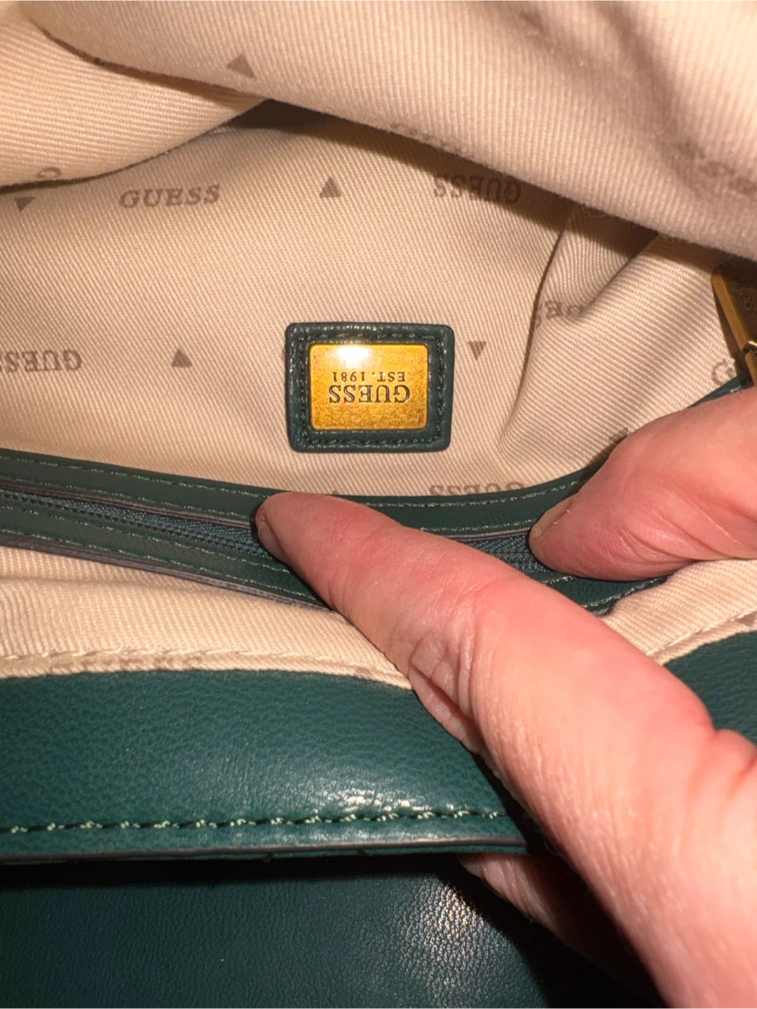 Green Quilted Guess Handbag - photo 3