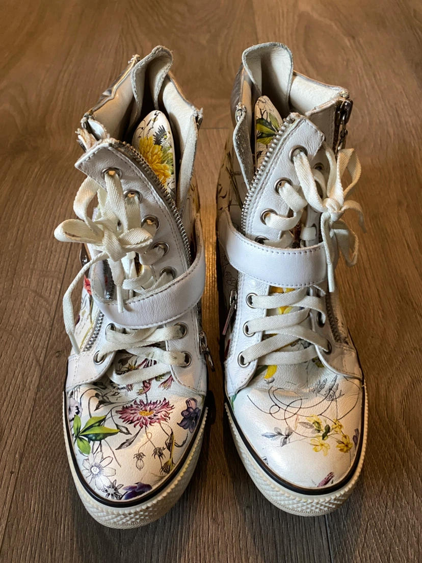 Wishbone floral high-top wedge sneakers - photo 2