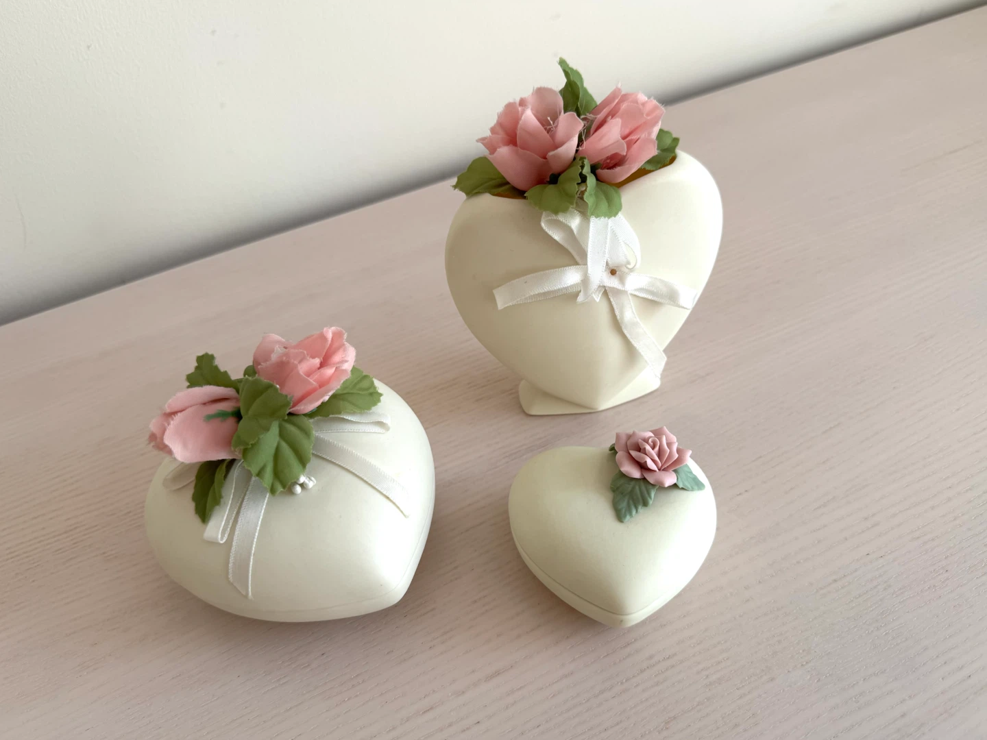 1988 Summit Collection Vintage Heart Trinket Boxes – Set of 3