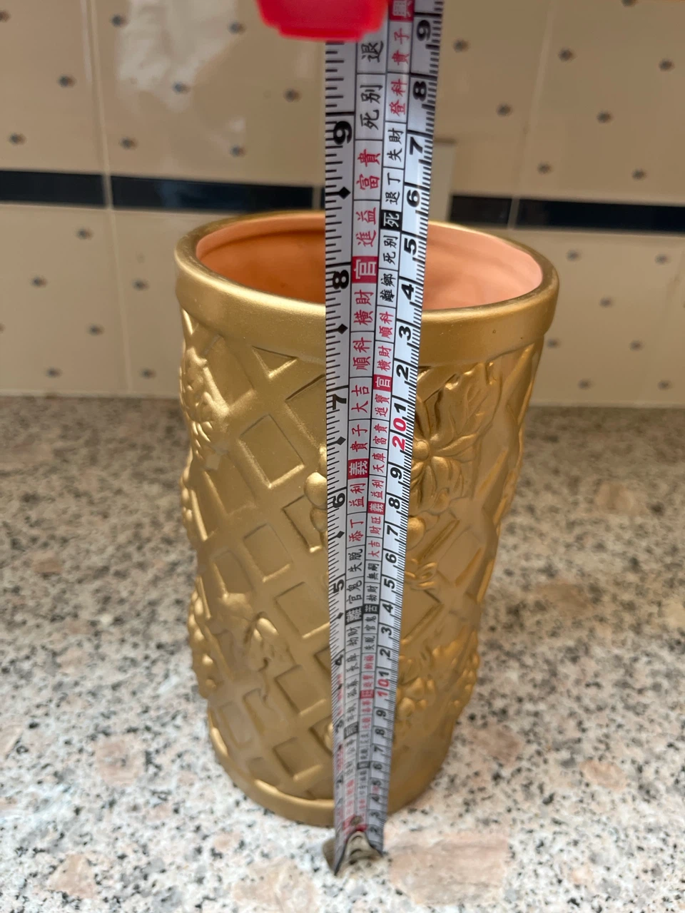 Gold Tone Grape Pattern Vase - photo 2