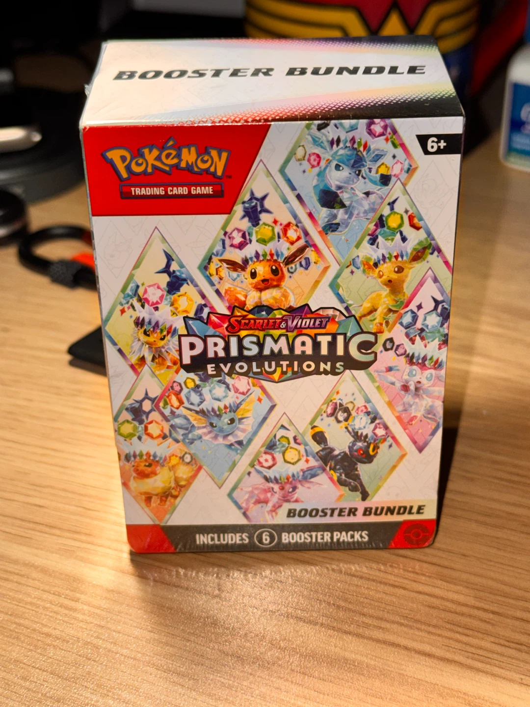 Pokémon Scarlet & Violet Prismatic Evolutions Booster Bundle