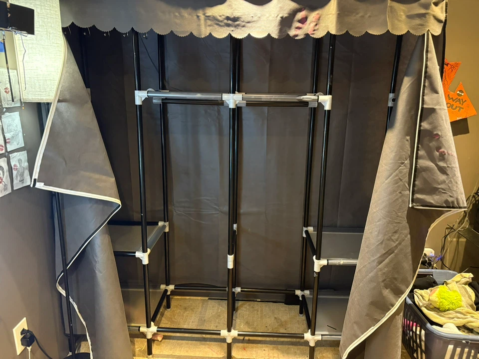 Portable Clothes Wardrobe Organizer