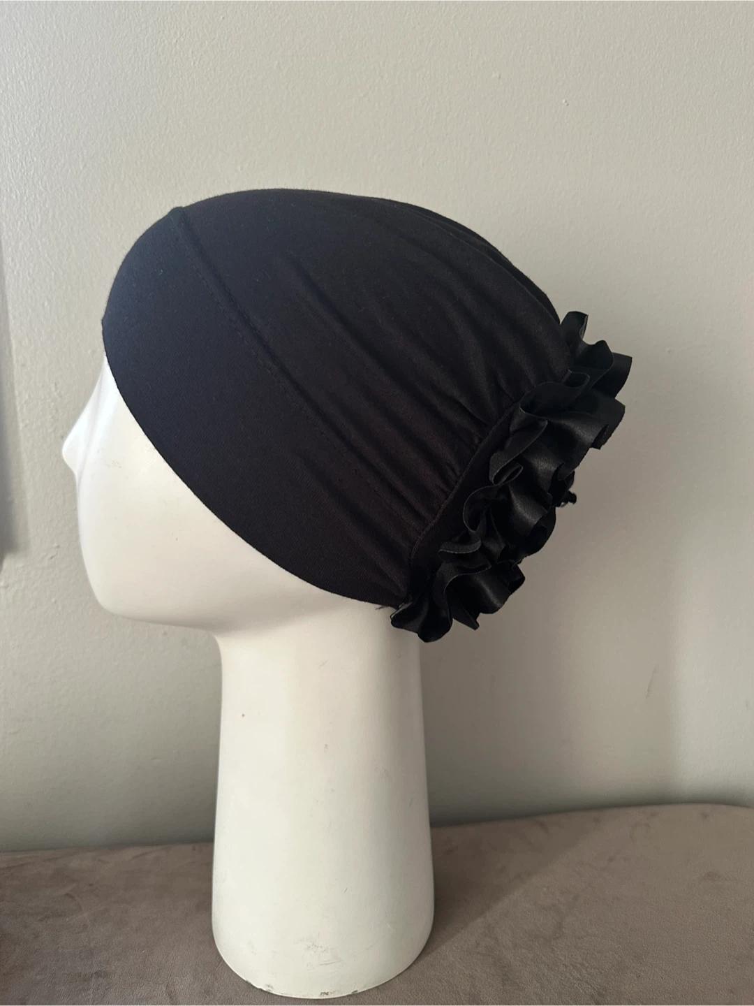Black Ruffled Head Wrap - $5