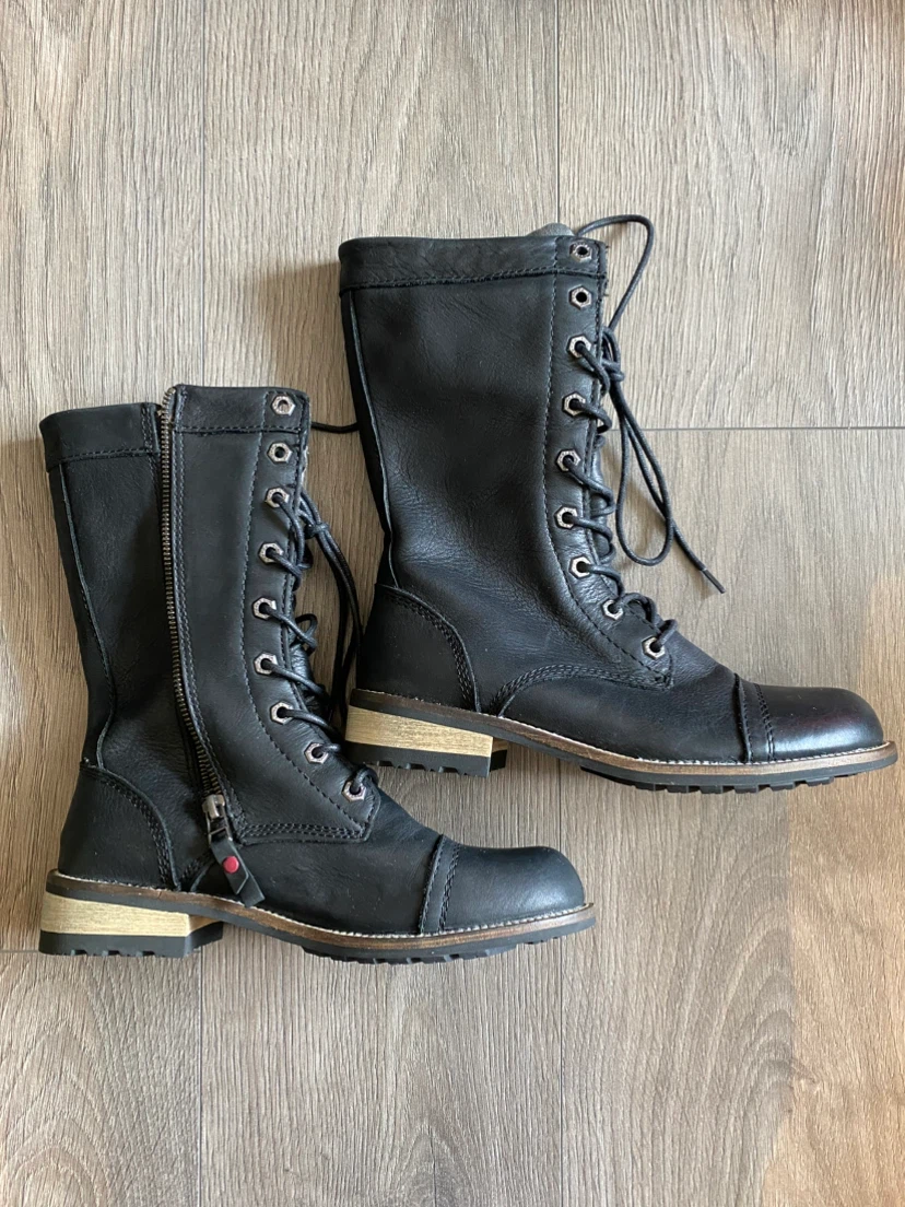 KODIAK waterproof boots