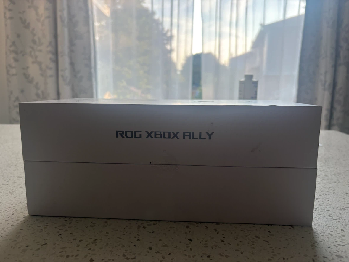 ASUS ROG XBOX ALLY Handheld Gaming Console - photo 2