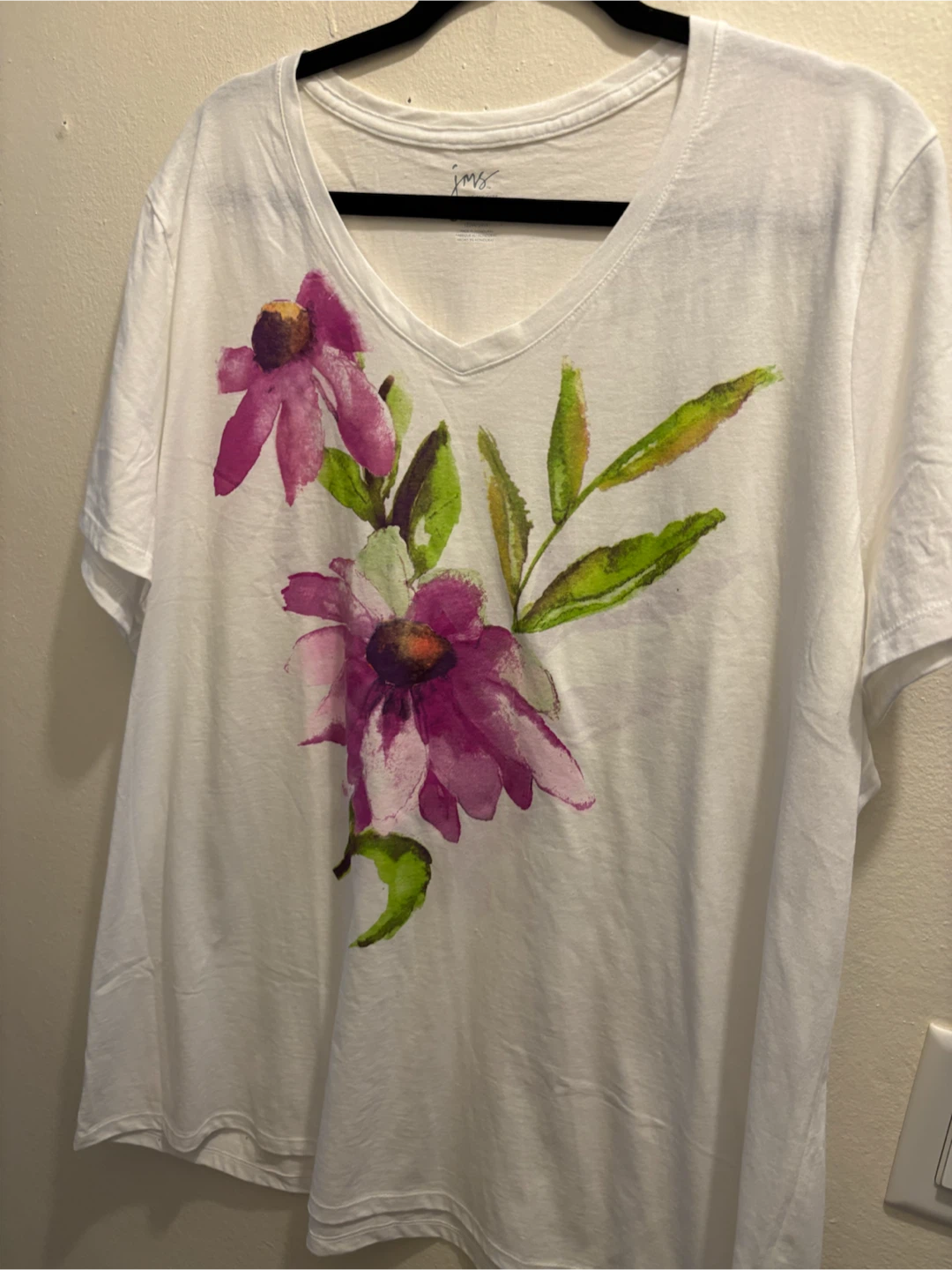 NEW- 3X Just My Size Plus Size V-Neck T-Shirt