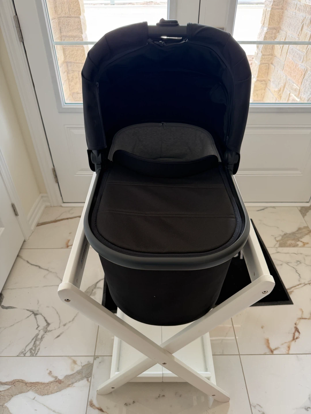 Baby Bassinet with Stand - photo 2