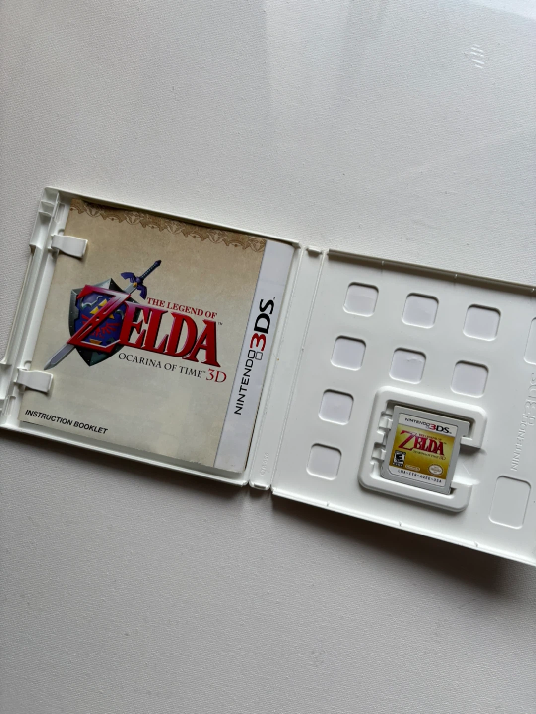 Zelda Ocarina of Time 3DS CIB Nintendo vintage - photo 4