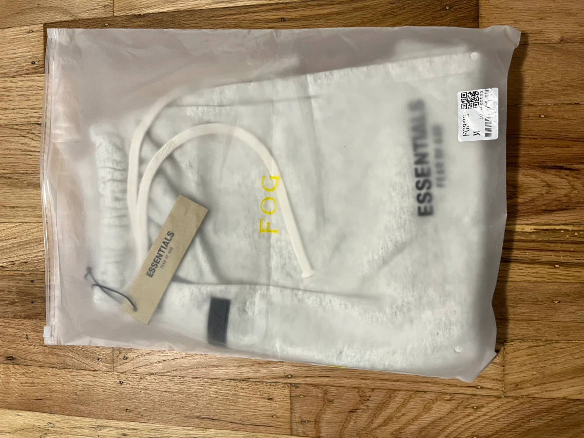 Fear of God Essentials Light Grey Sweat Shorts Size M - photo 4