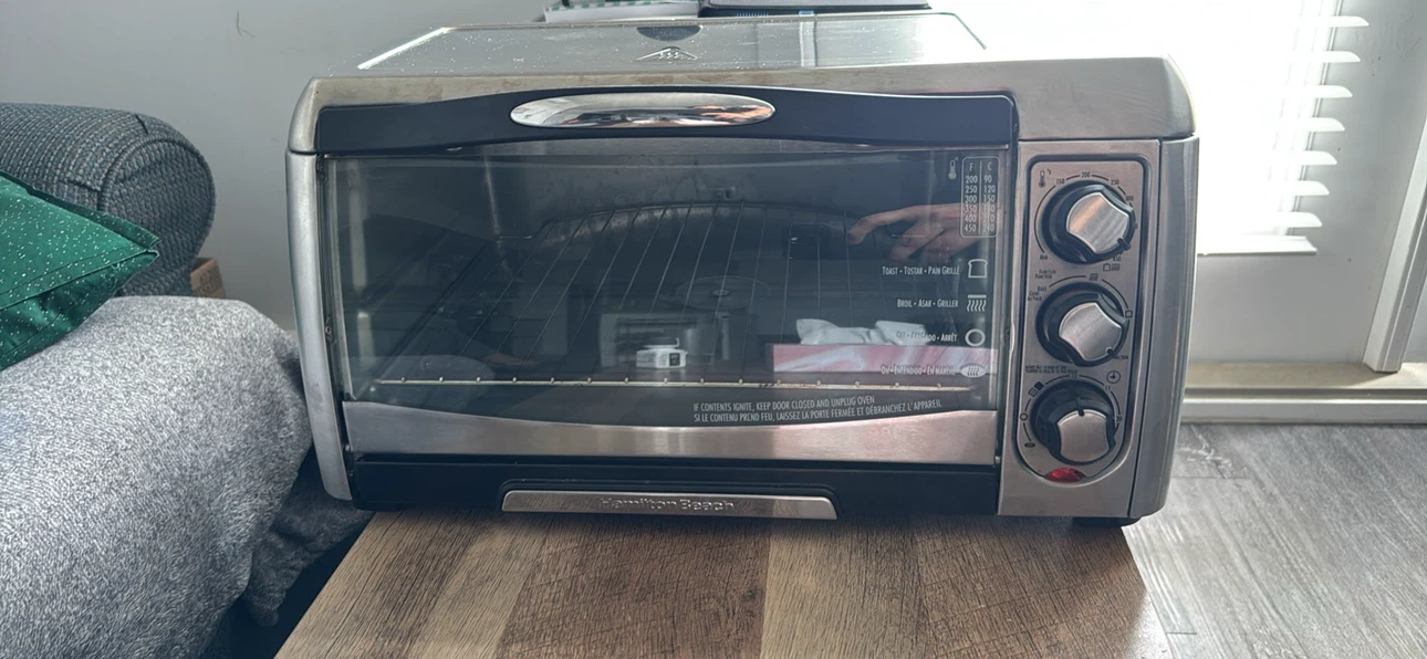 Hamilton Beach Toaster Oven - photo 2