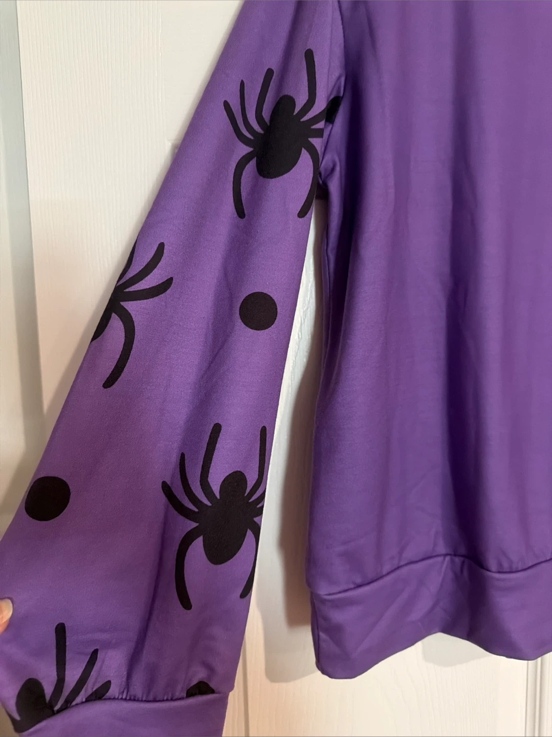 Purple Hocus Pocus "I Smell Children" Sweatshirt - photo 4