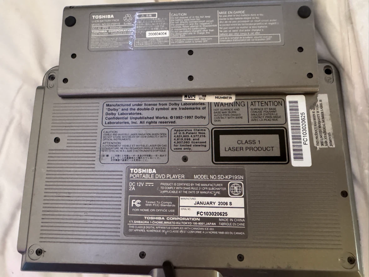 Toshiba SD-KP19SN Portable DVD Player - photo 5