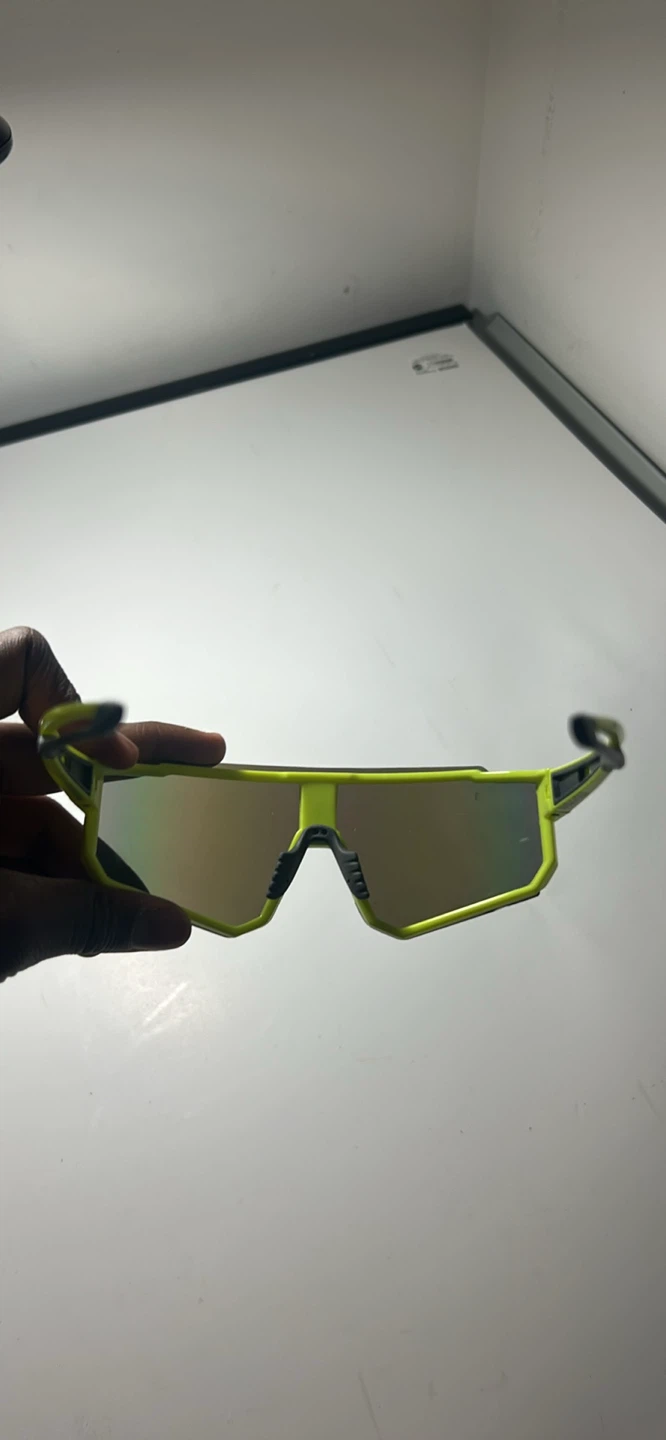 Lunettes de soleil sport jaune fluo - photo 2