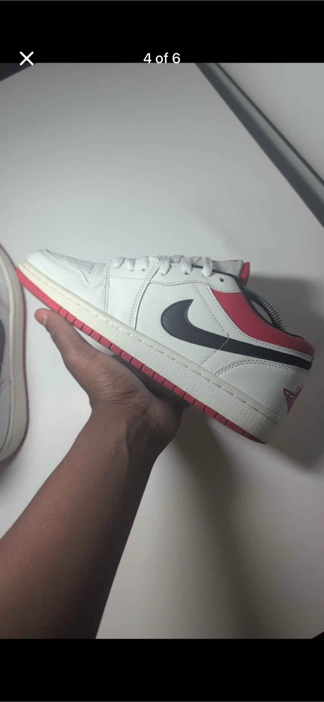 Soulier Jordan 1 Low Blanc Rouge taille 8us - photo 3