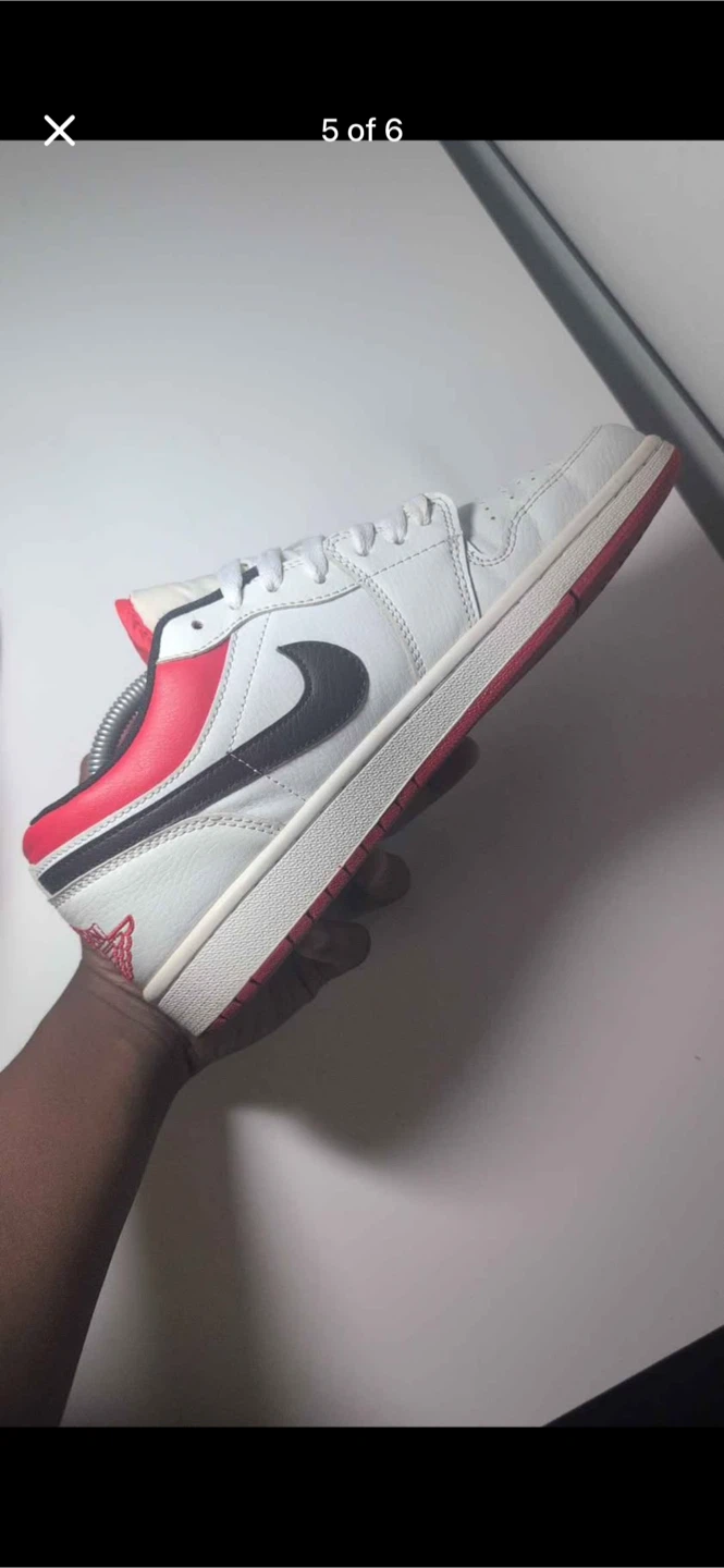 Soulier Jordan 1 Low Blanc Rouge taille 8us - photo 4