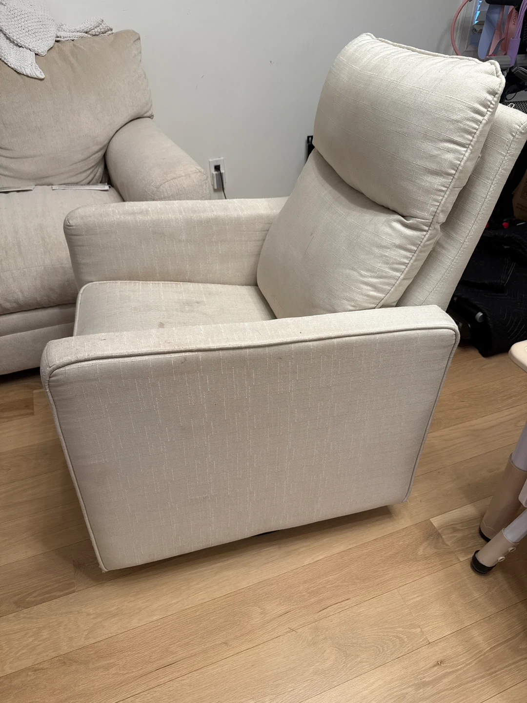 Cream Upholstered Armchair rocker - photo 2