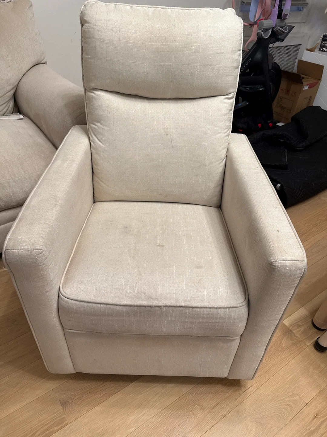 Cream Upholstered Armchair rocker - photo 4