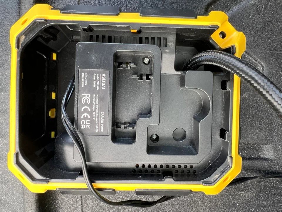 AstroAI Portable Car Air Pump - not working - photo 4