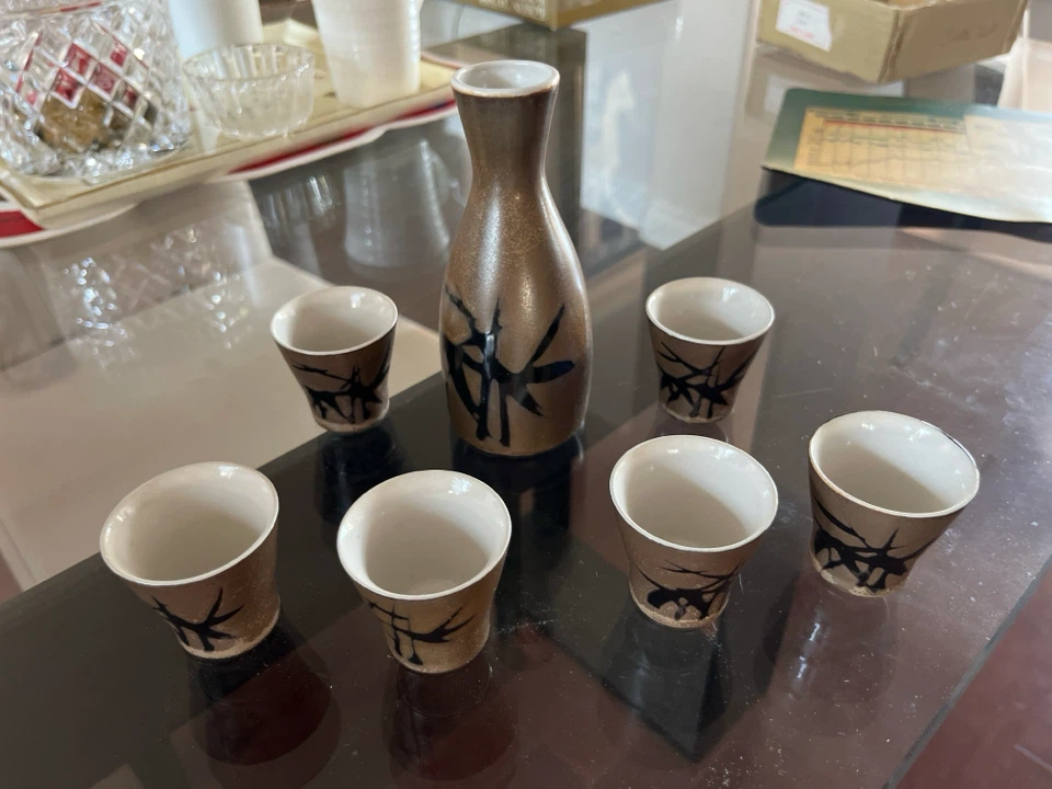 Sake Set with Carafe and 6 Cups
