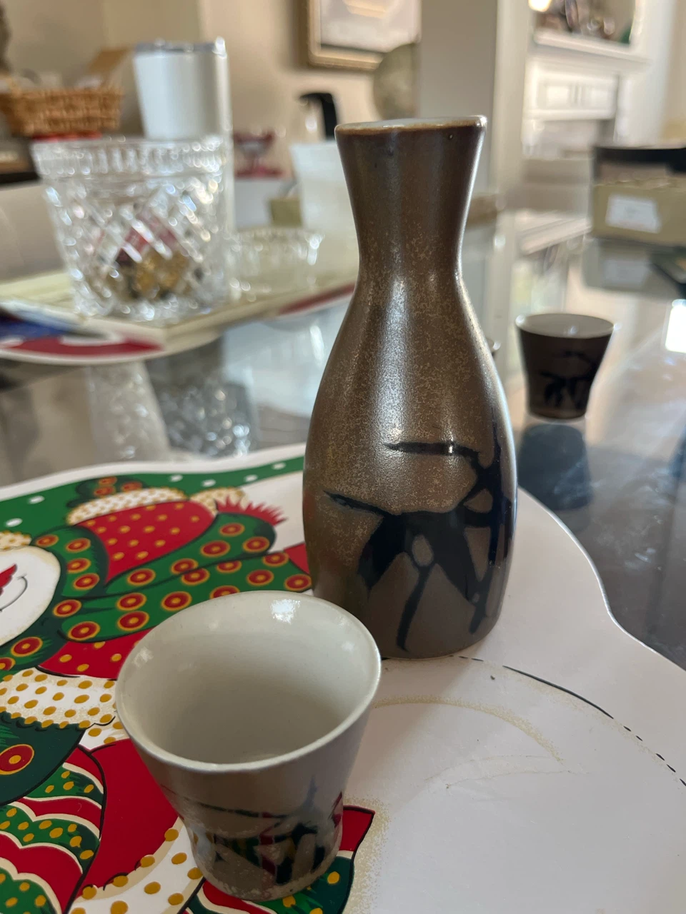 Sake Set with Carafe and 6 Cups - photo 3