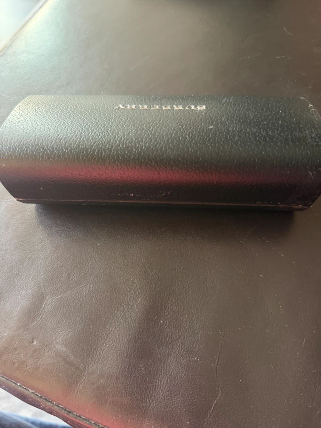 Burberry Glasses Case - photo 2