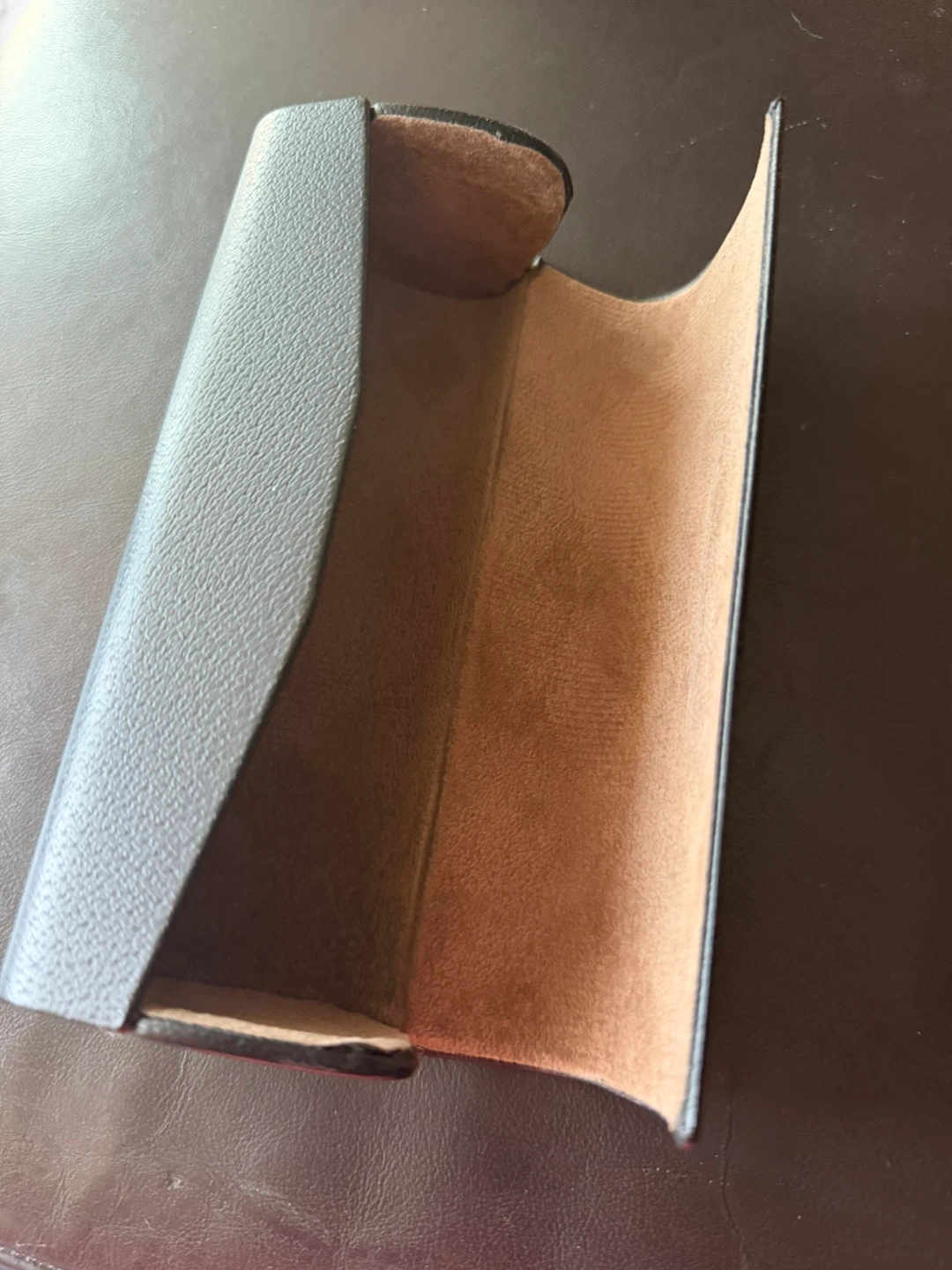 Burberry Glasses Case - photo 3