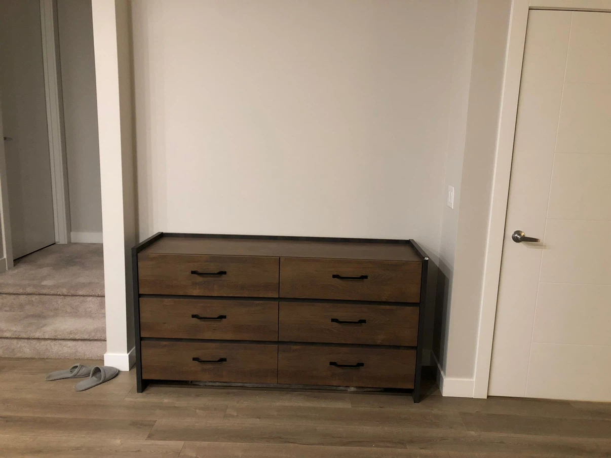 Leons Wooden Dresser with 6 Drawers - photo 2