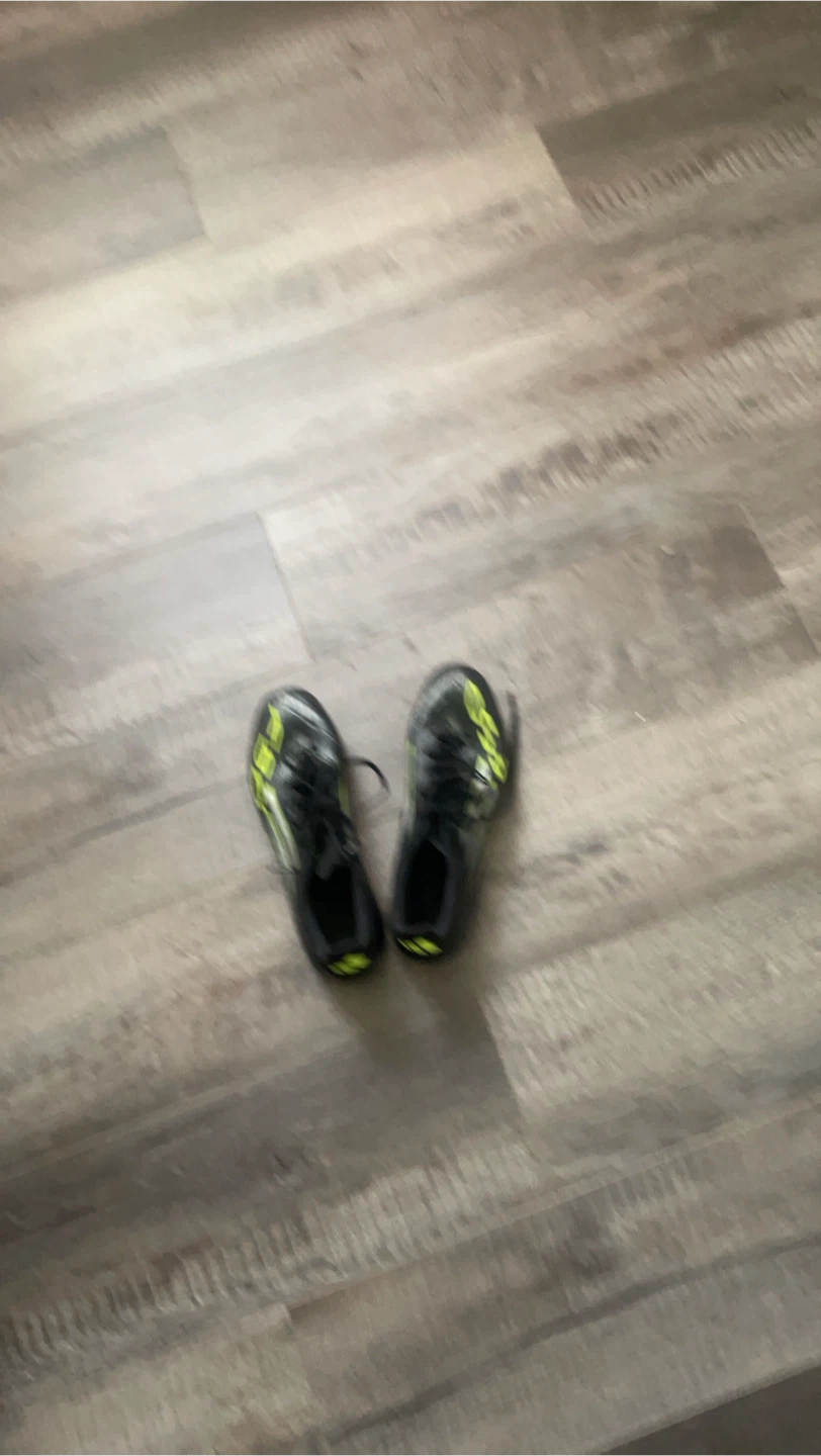 F50 soccer cleats