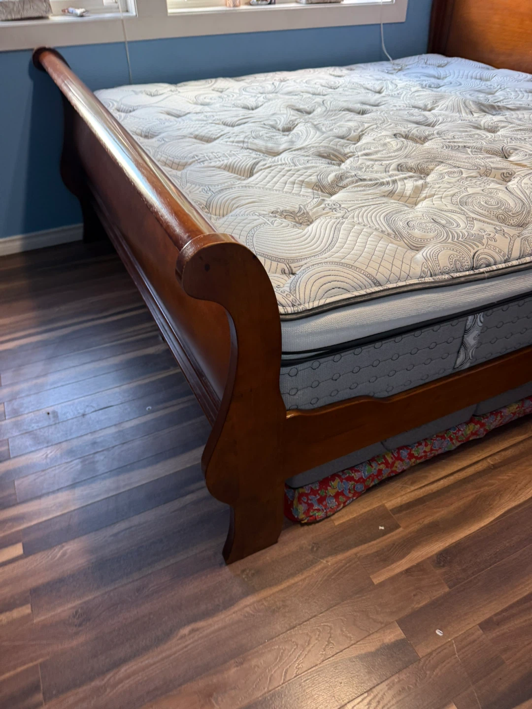 King Size Wooden Sleigh Bed Frame with Mattress - photo 3