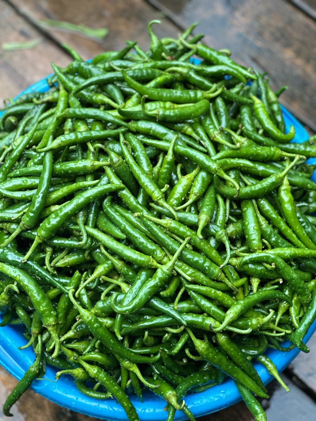 Fresh Green Chili Peppers - photo 4