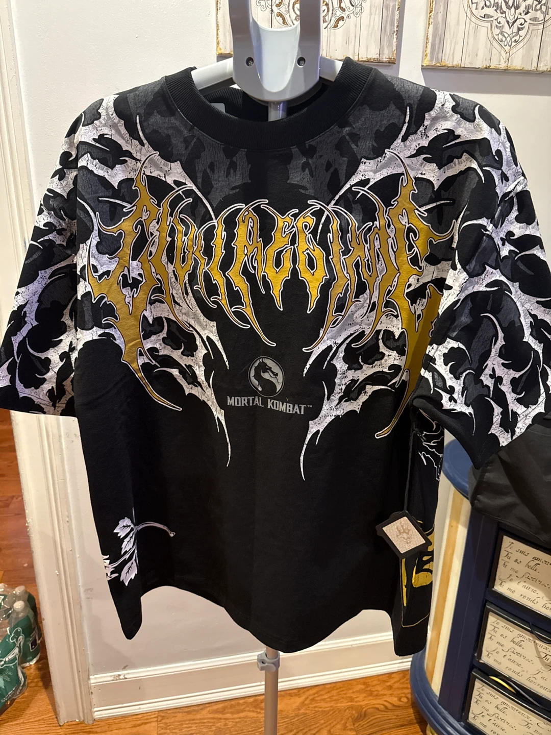 Roses from Concrete Mortal Kombat T-Shirt - photo 3