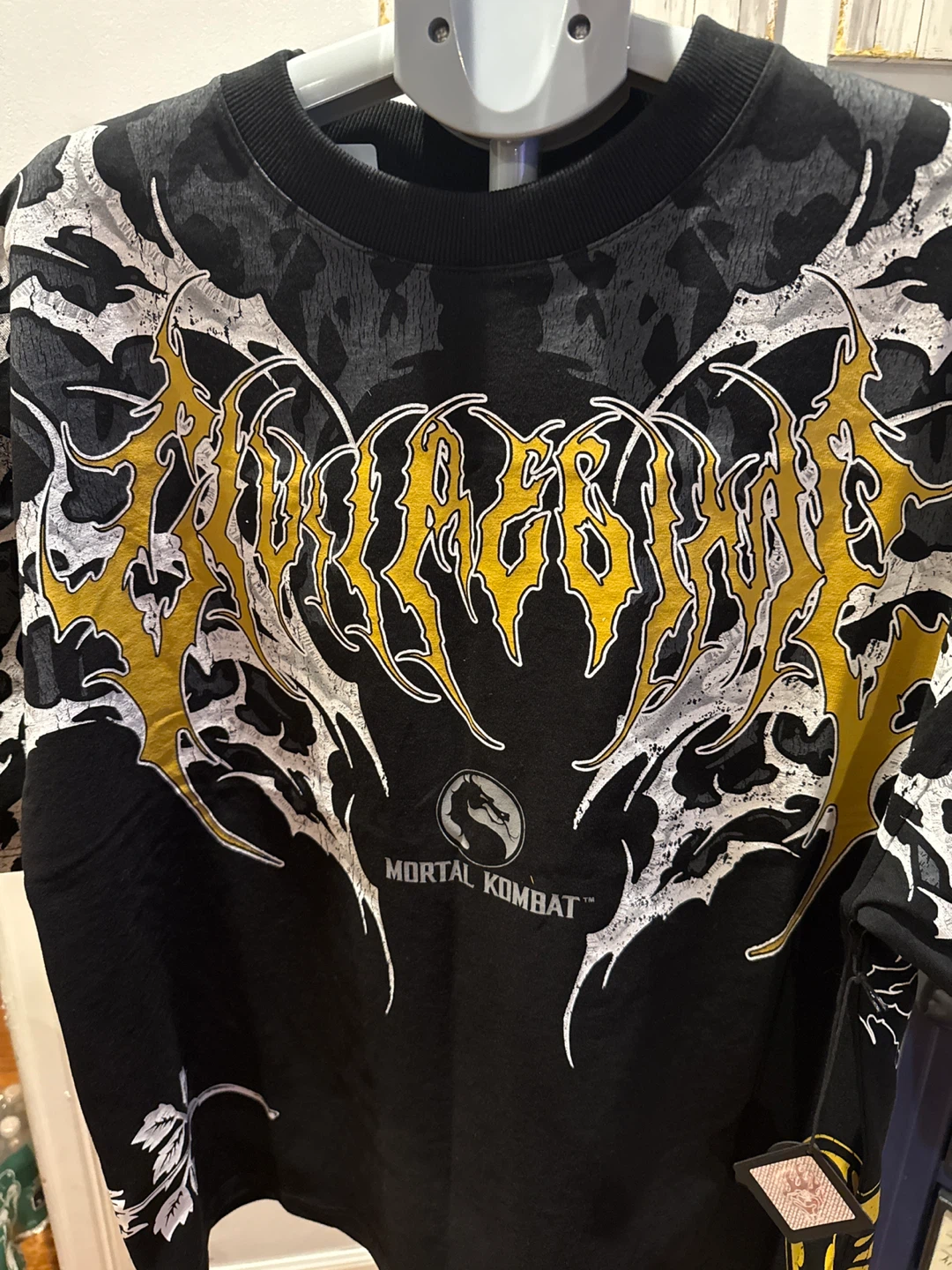 Roses from Concrete Mortal Kombat T-Shirt - photo 4