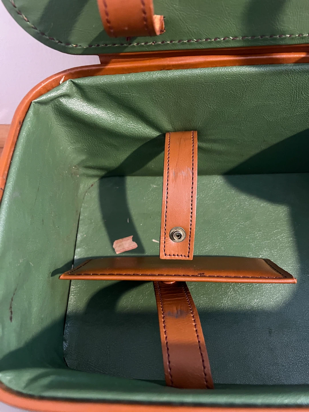 Vintage Leather-Style Bar/Travel Case with Metal Cups – Retro - photo 4
