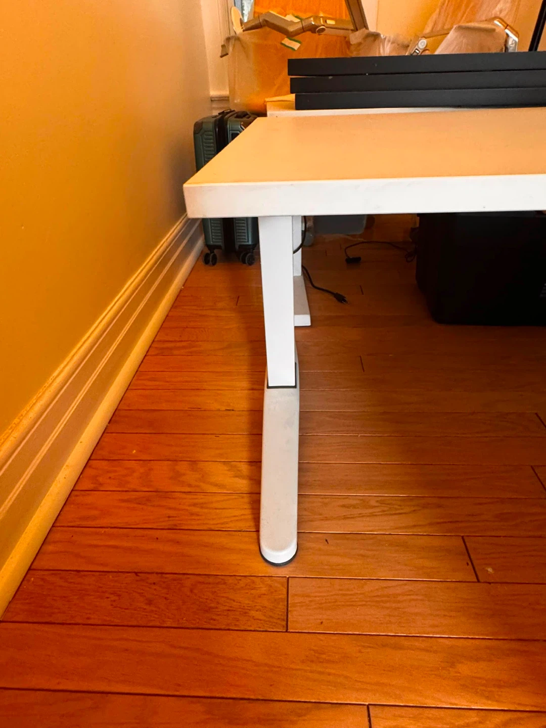 Adjustable Standing Desk - White Steelcase - photo 2