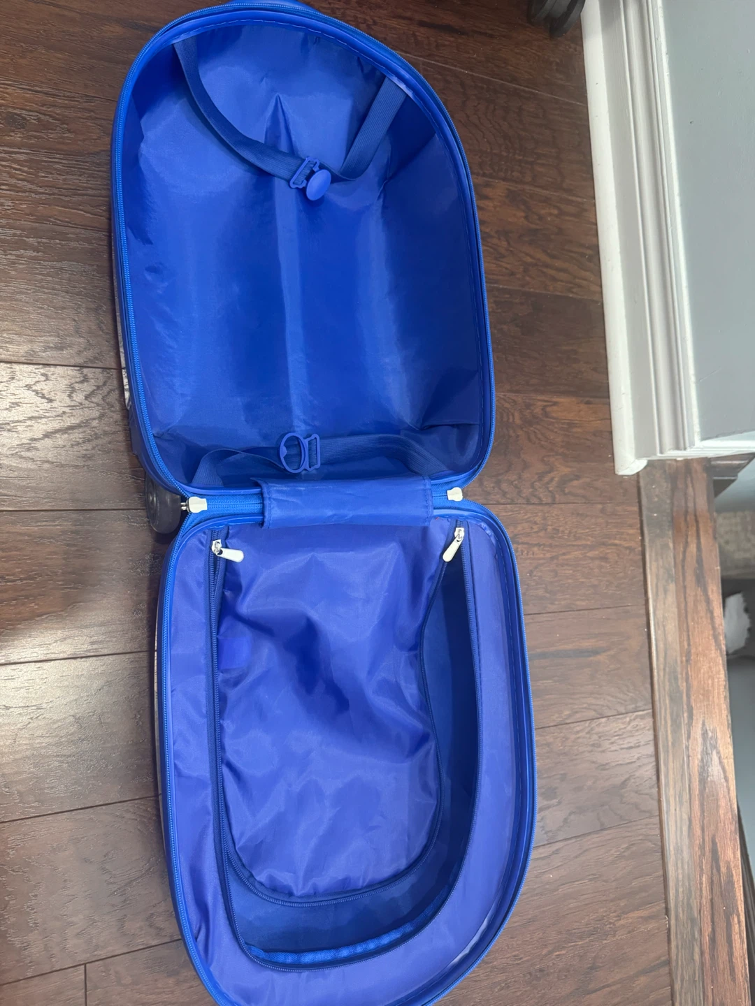 Kids Hot Wheels Rolling Suitcase Luggage - photo 3