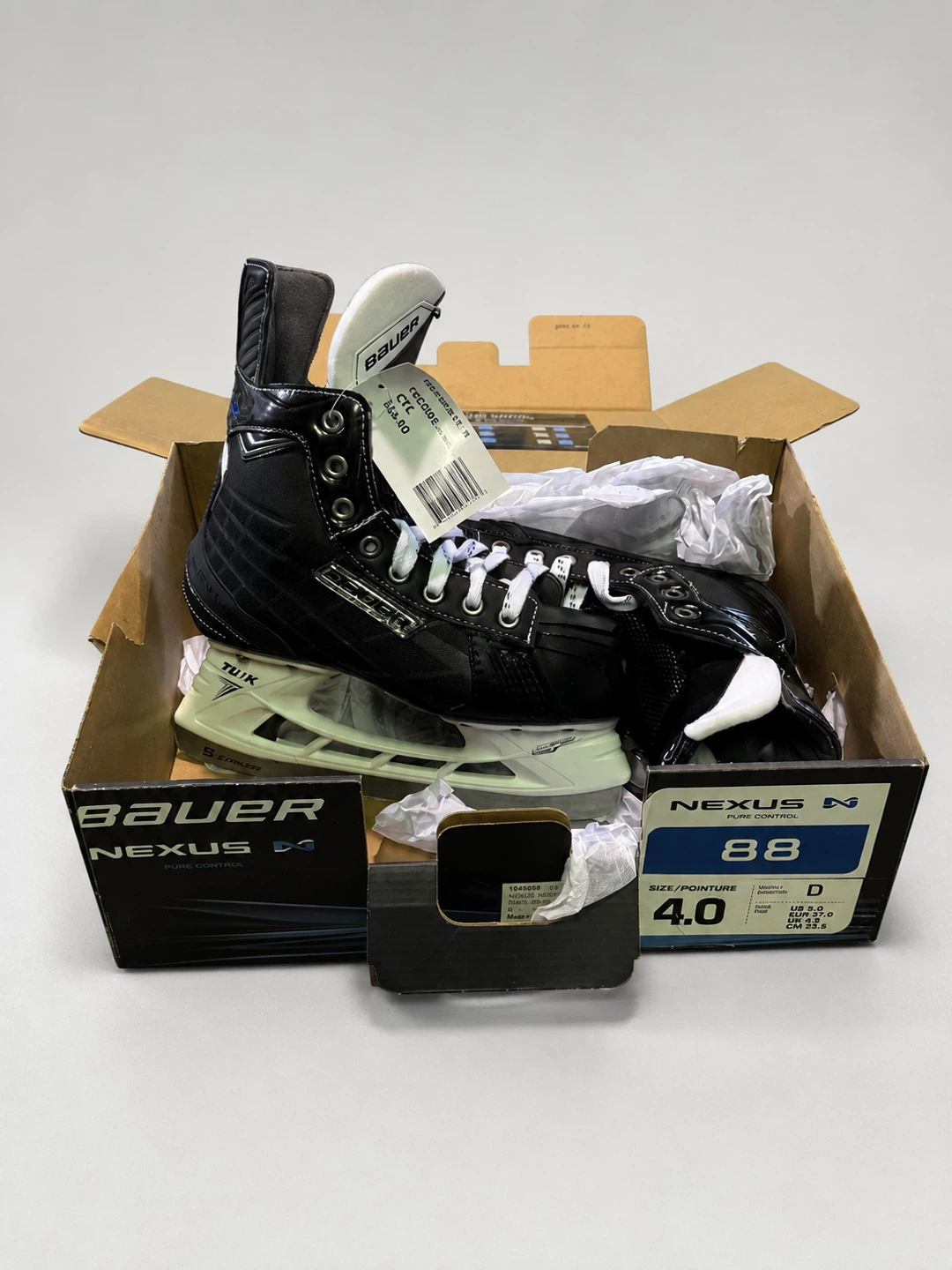 Bauer Nexus 88 Junior Hockey Skates – Size 4D