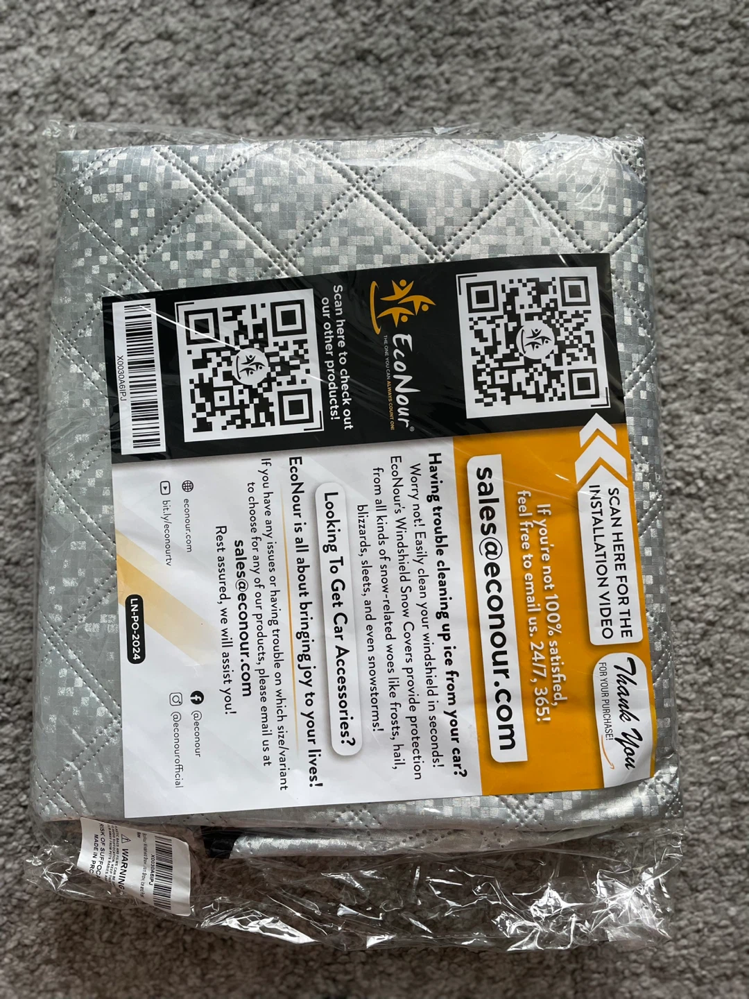Brand new EcoNour quilted silver windshield snow cover