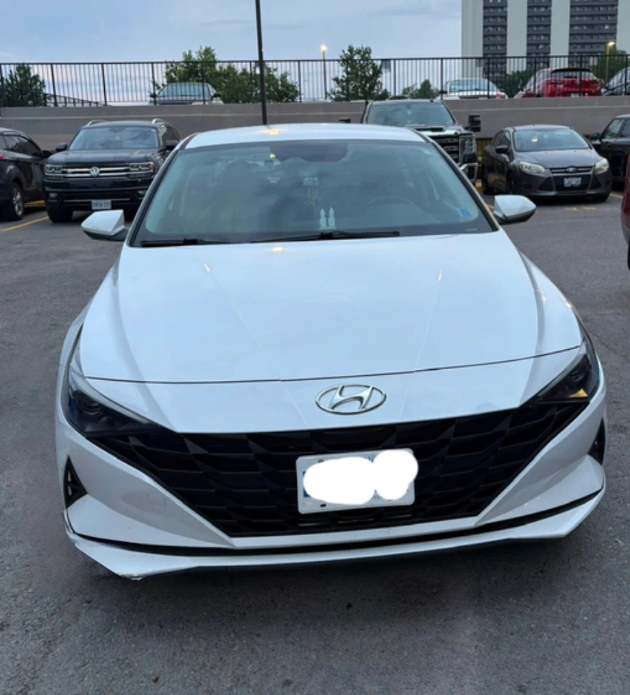 2022 Hyundai Elantra Preferred