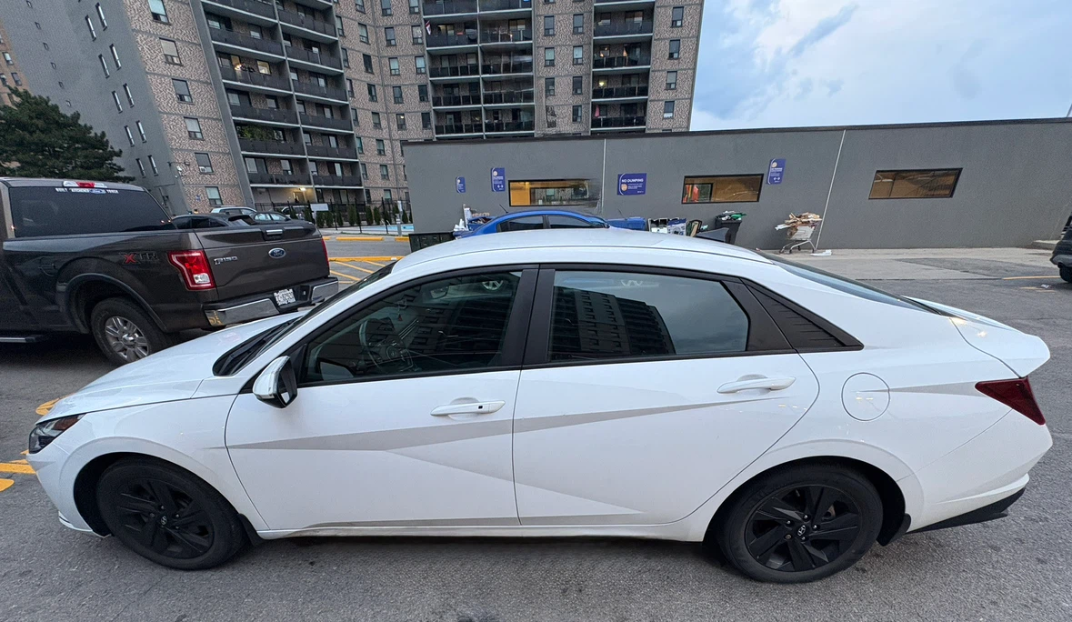 2022 Hyundai Elantra Preferred - photo 4