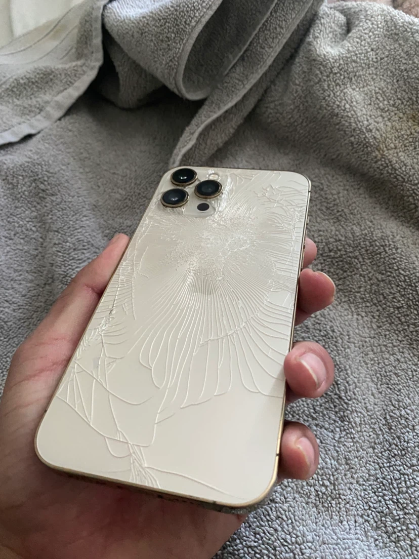 Gold iPhone 12 Pro Max - Cracked Screen - photo 2